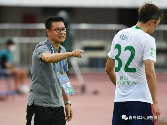 胡桃去掉小内打扑克